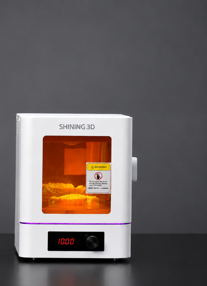 Shining3D FabCure 1S pēccietināšanas iekārta