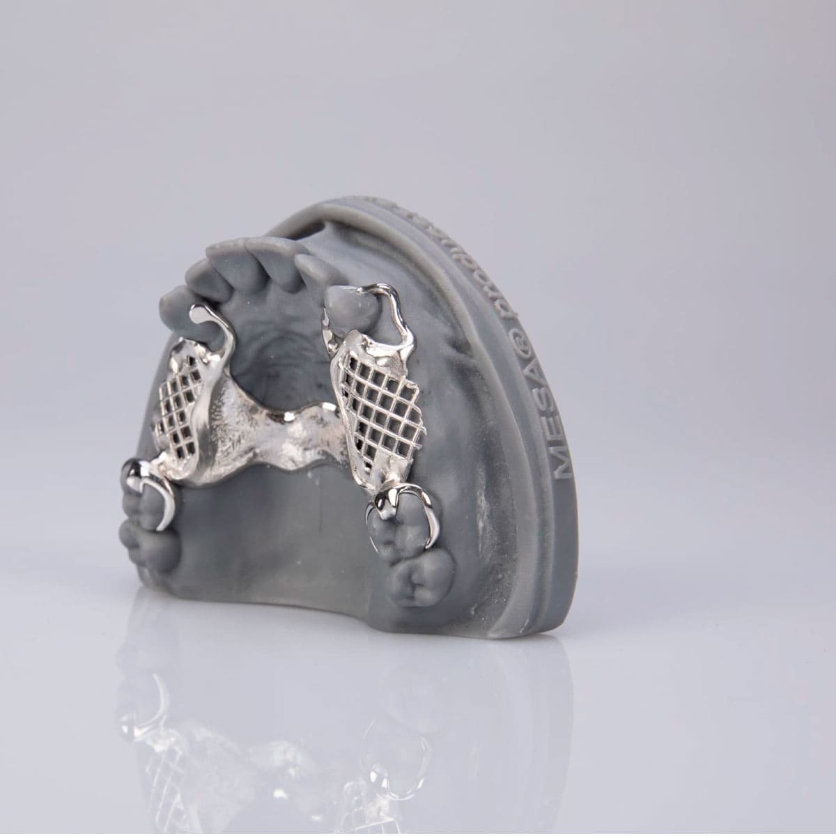 MESA MAGNUM H50 – cast partial denture framework on a model (application example)