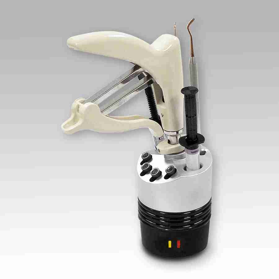 AdDent CALSET warmer with Multi-Pro tray and composite dispenser