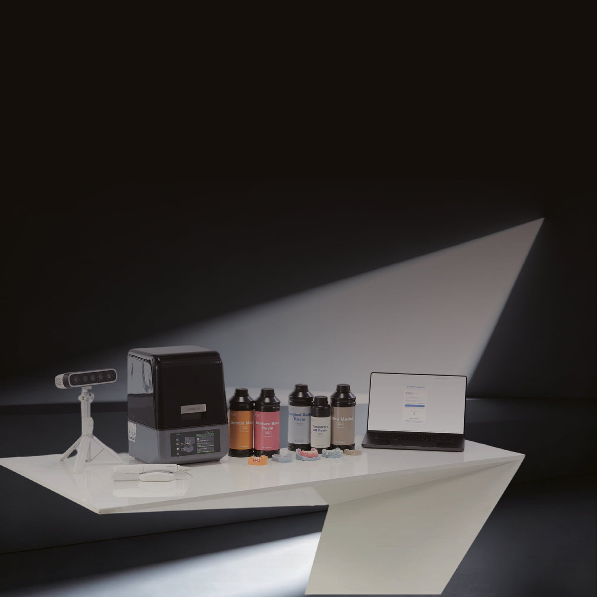 AccuFab-Aris with Shining 3D resins and scanner at a workstation