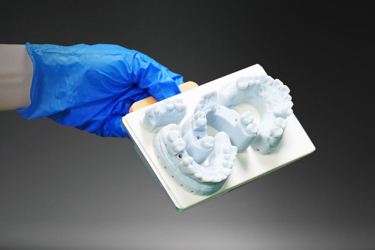Ceramic build platform